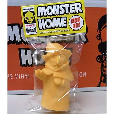 AMIGO TOYZ MONSTER HOME FINGER PUPPETS SIZE MONOCOLOR VINYL FIGURE SERIES 3 NOSFERATU COCHERO [YELLOW]